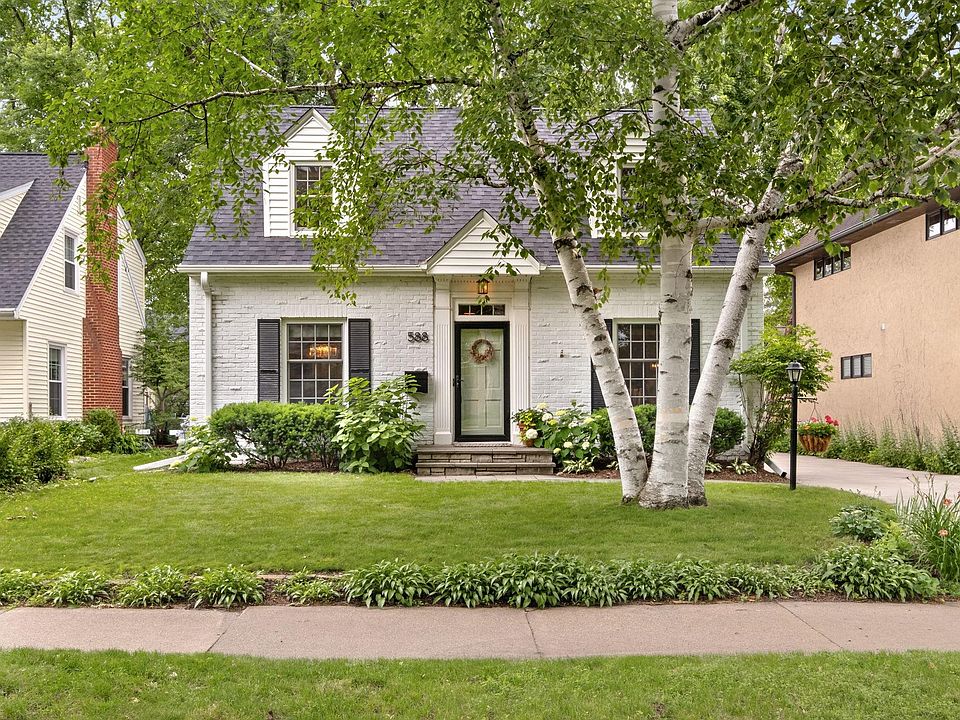1st image of 588 Montrose Ln