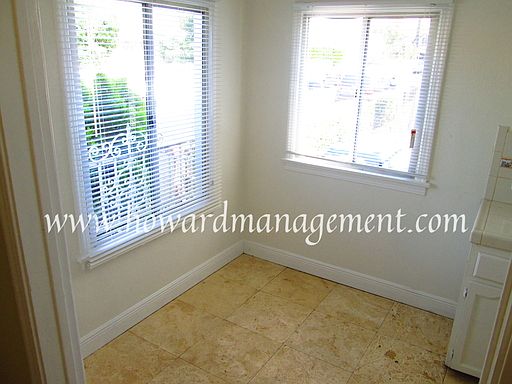 4th image of 3921 Walton Ave