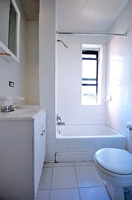 Rented by REAL New York | media 18