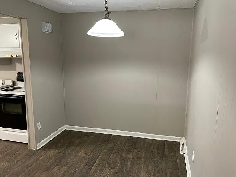 1729 Windemere Dr — Photo 4
