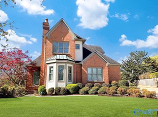 1507 Southampton Ct SE, Decatur, AL 35601