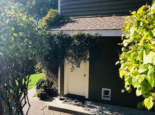 10727 1st Ave NW, Seattle, WA 98177