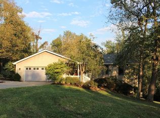 19858 Elm Dr, Lawrenceburg, IN 47025