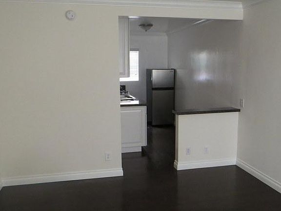 4th image of 1519 Armacost Ave APT 4