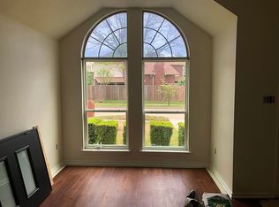 1525 Ranchview Ln, Carrollton, TX 75007