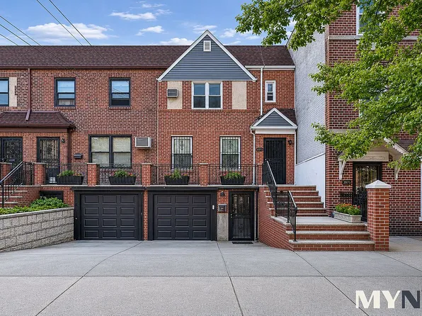 2575 43rd St, Astoria, NY 11103