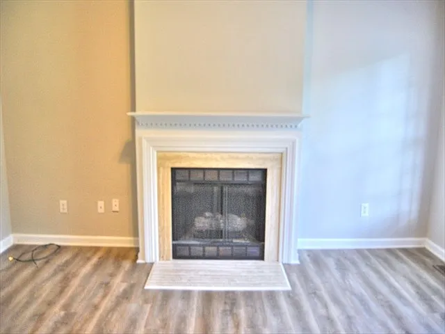 425 Johnson St — Photo 4