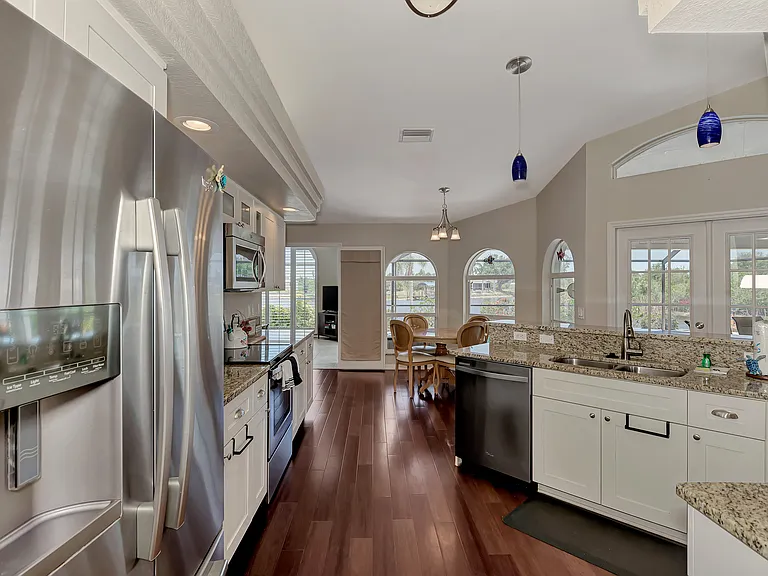 9492 Migue Cir — Photo 11