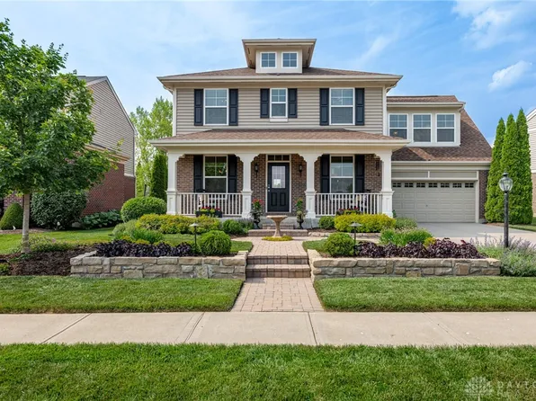 370 Clearsprings Dr, Springboro, OH 45066