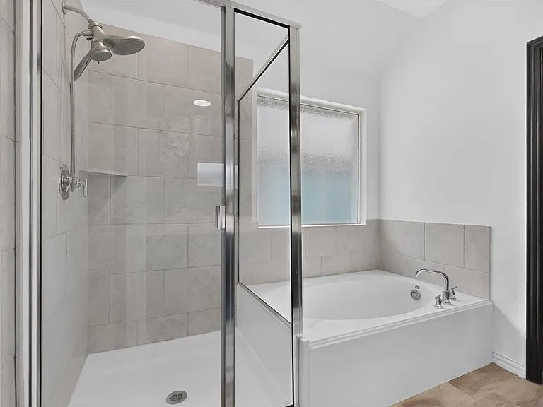3616 Peachbush Ln — Photo 17