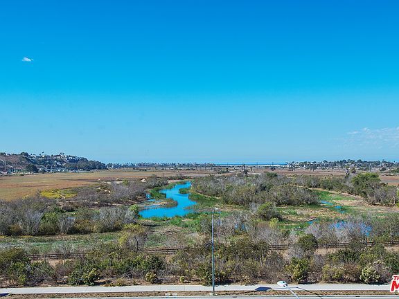 5th image of 5721 S Crescent Park APT 406