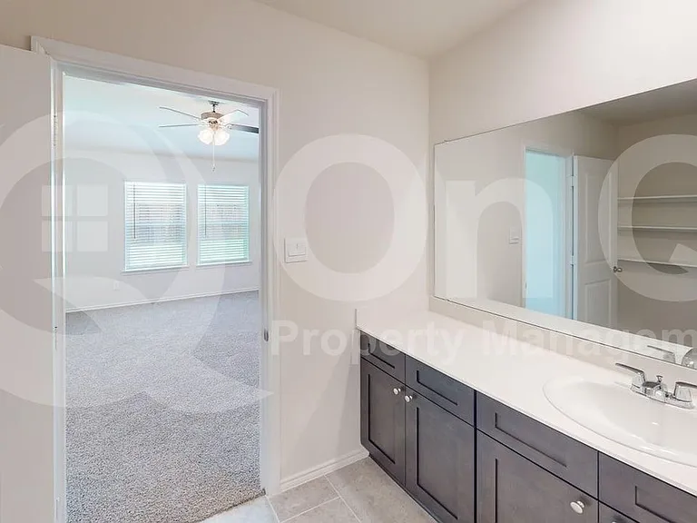 504 Saddle Blanket Dr — Photo 15