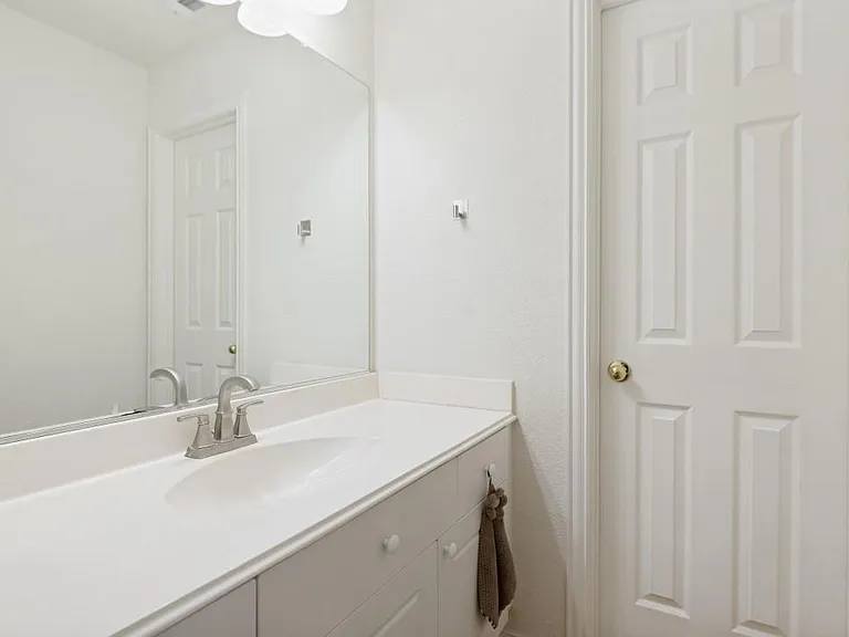 7531 Maribeth Dr — Photo 20