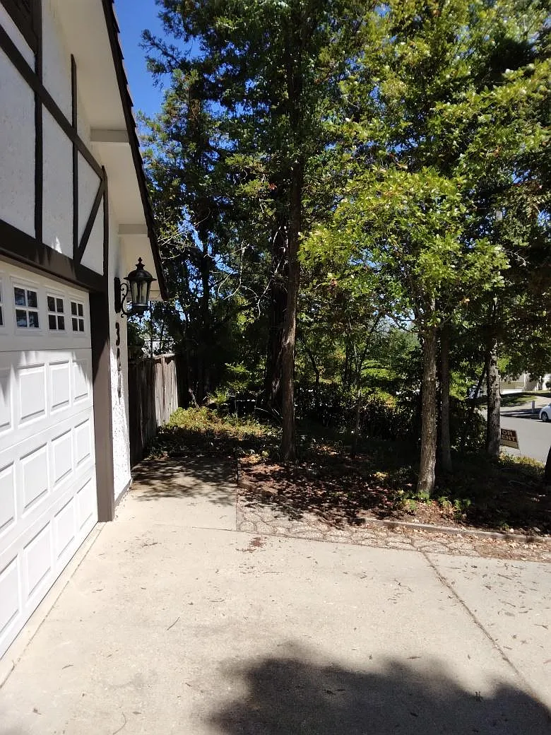 4 bed, 1575 sqft, $2,375 — Photo 3