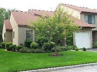 58 Woodland Estates Dr, Baldwin, NY 11510