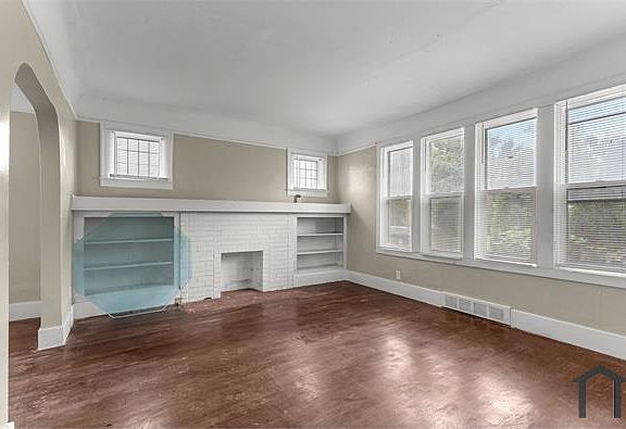 2nd image of 4820 Haverhill St #A