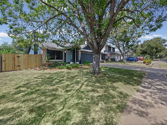 2nd image of 4613 Molera Dr