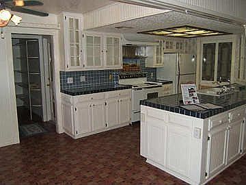 2nd image of 209 Mesa Dr