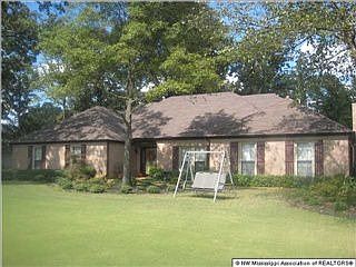 4th image of 3620 Plum Point Dr E
