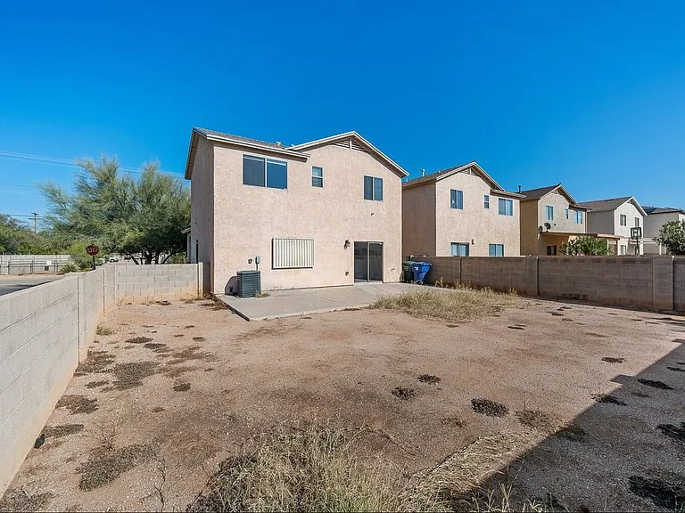 3776 E Felix Blvd — Photo 31
