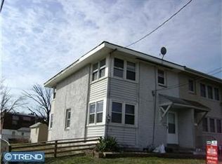 900 Alcyon Dr, Bellmawr, NJ 08031