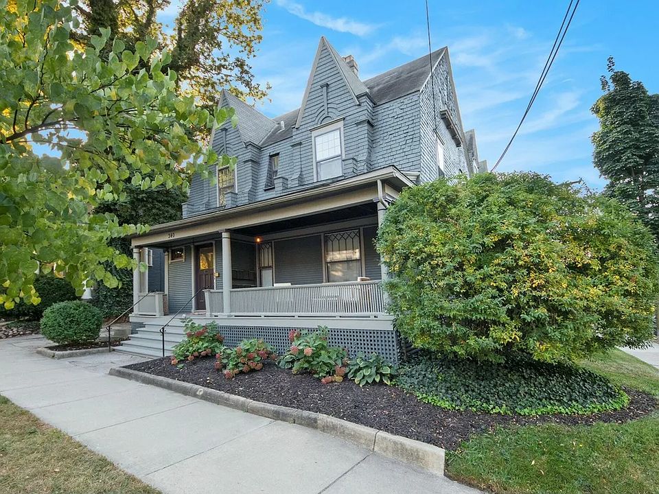 1st image of 106 Prospect Ave SE #1