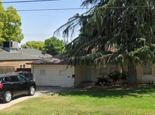 247 Columbus St, Bakersfield, CA 93305