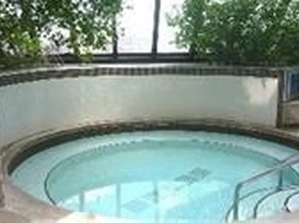 7002 Blvd East image 16 of 31