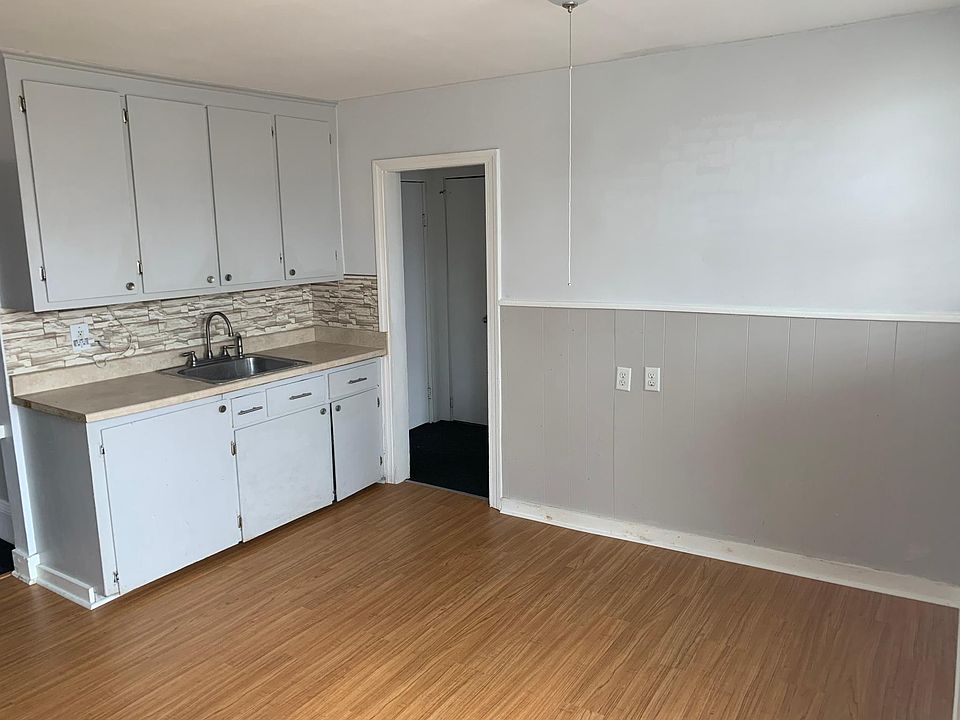 1st image of 30 Park St