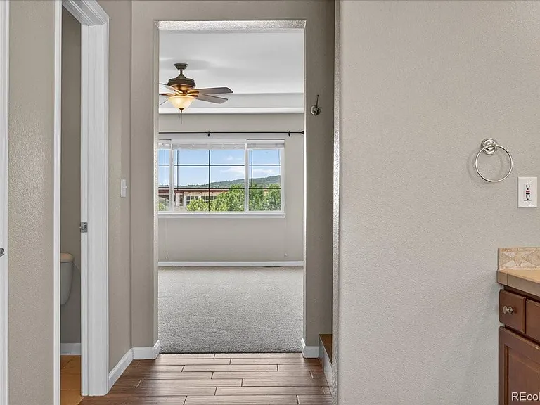 10543 Laurelglen Cir — Photo 38