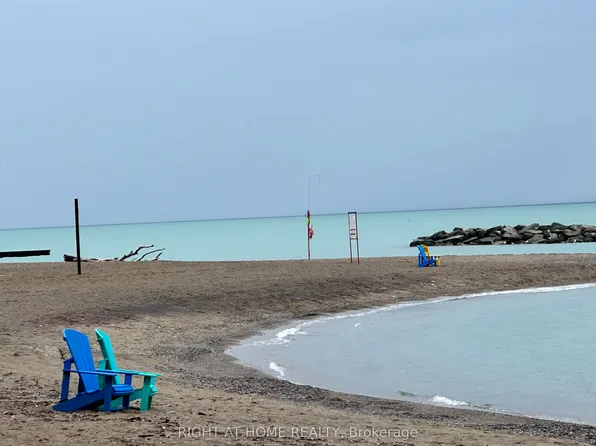 1830 Lake Shore Blvd E, Toronto, ON M4L 6S8