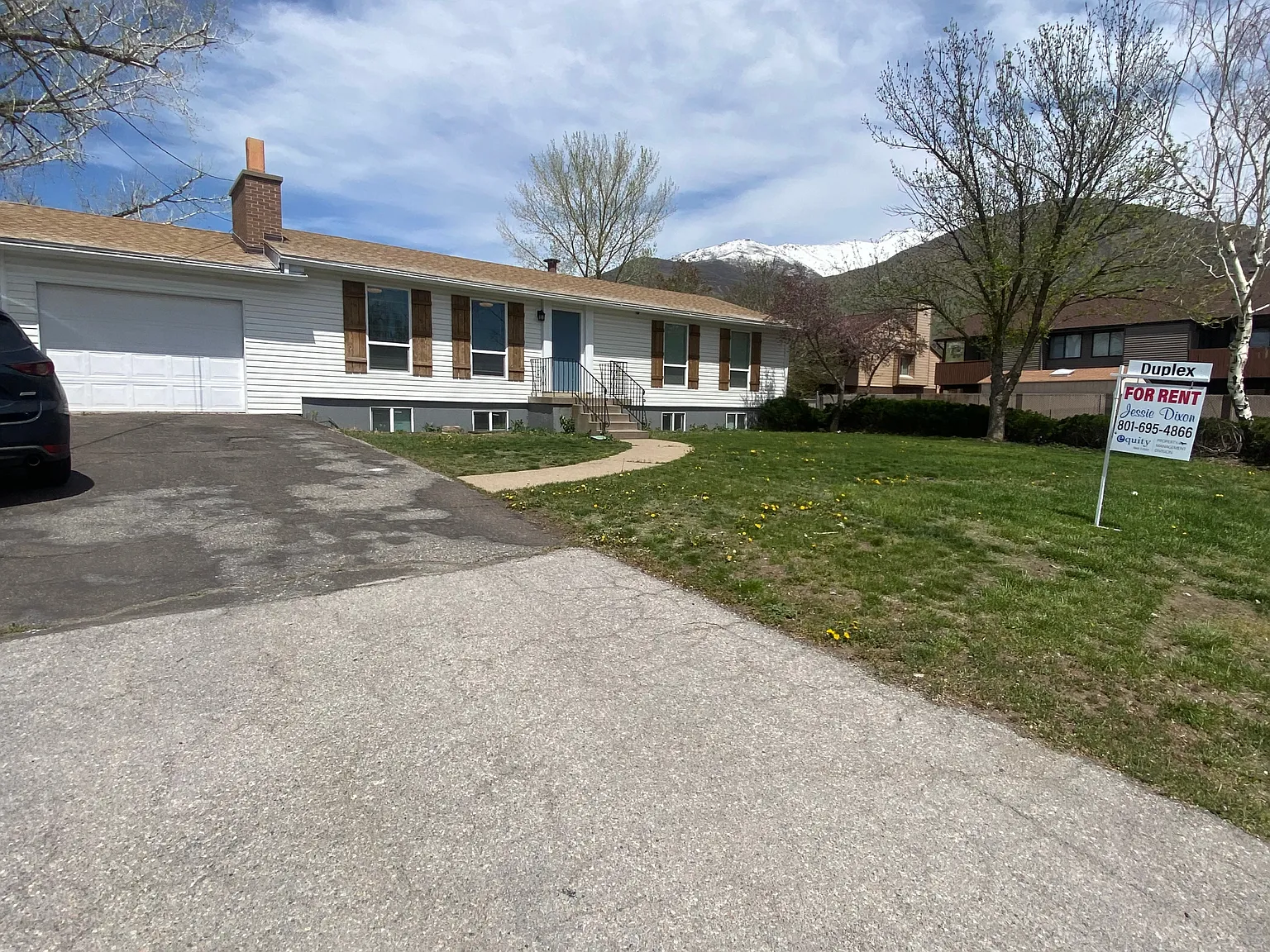 792 Shepard Ln (Duplex) - JD - 1 — Photo 2