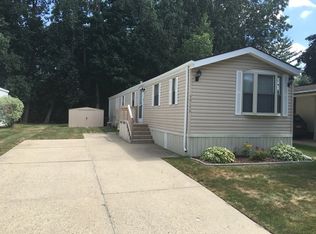 50176 Bronte Dr E, Shelby Township, MI 48315