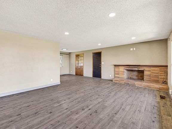 5th image of 411 W 27th Ave