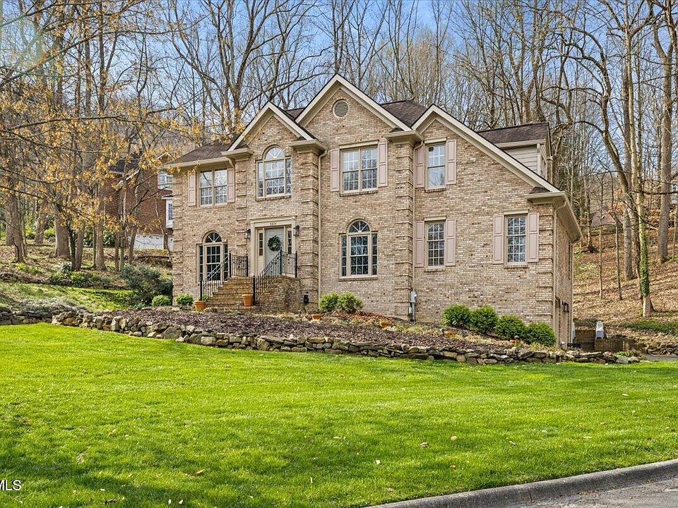 1st image of 1801 Bramblewood Dr