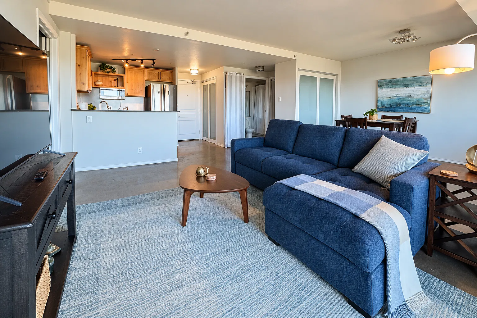 1 bed, 950 sqft, $2,400 — Photo 4