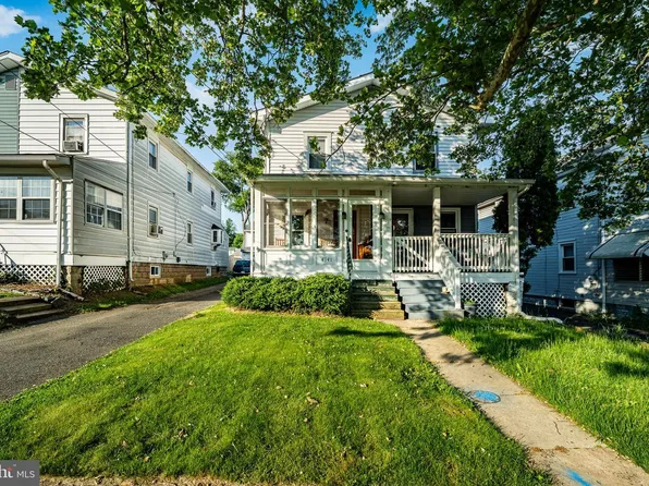 4941 Greenwood St, Brookhaven, PA 19015