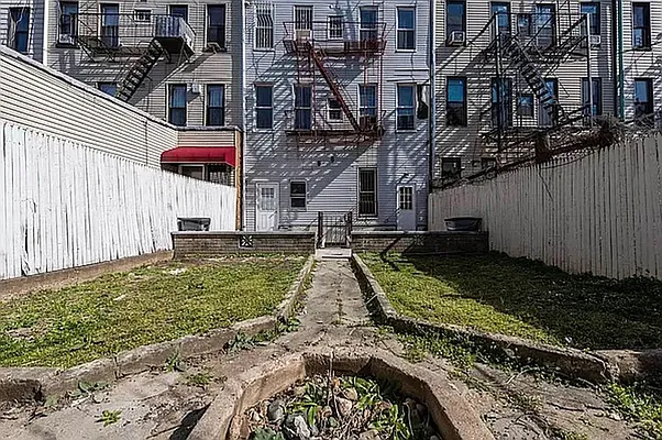 Rented by Ink Realty Services LLC | media 23