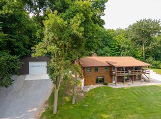6365 E McGuire Rd, Churubusco, IN 46723