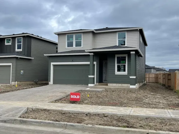 486 Greencrest 10 St NE, Salem, OR 97301