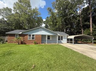 814 Kelly Dr, Hinesville, GA 31313