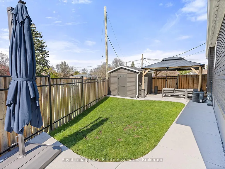 37 Windsor Rd — Photo 28