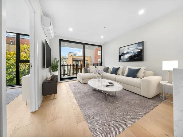 30-24 32nd St #2A, Astoria, NY 11102