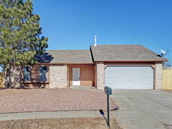 1709 Arnold Palmer Loop, Belen, NM 87002