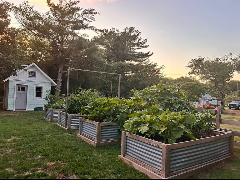 1 Walton Ave — Photo 11