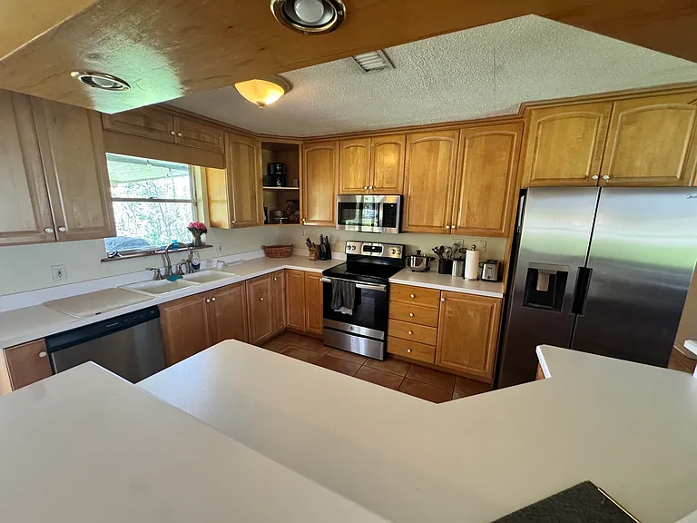 50 Oak Tree Dr — Photo 5