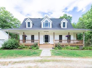 3436 N Riverside Dr, Lanexa, VA 23089