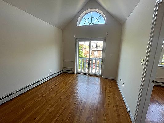2nd image of 2818 41st St #3