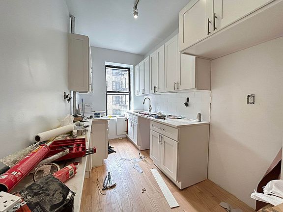 3rd image of 436 Eastern Pkwy APT 4E