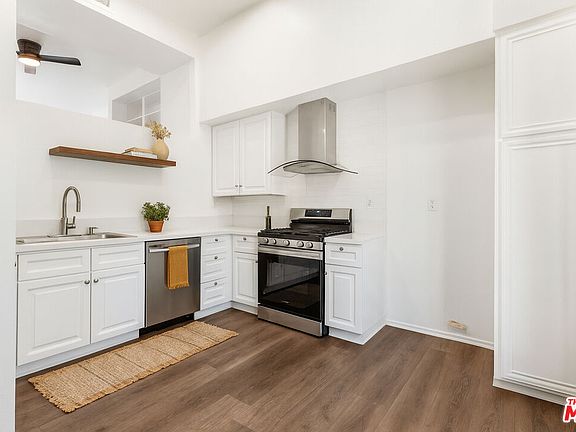 4th image of 14500 Van Nuys Blvd Unit 33